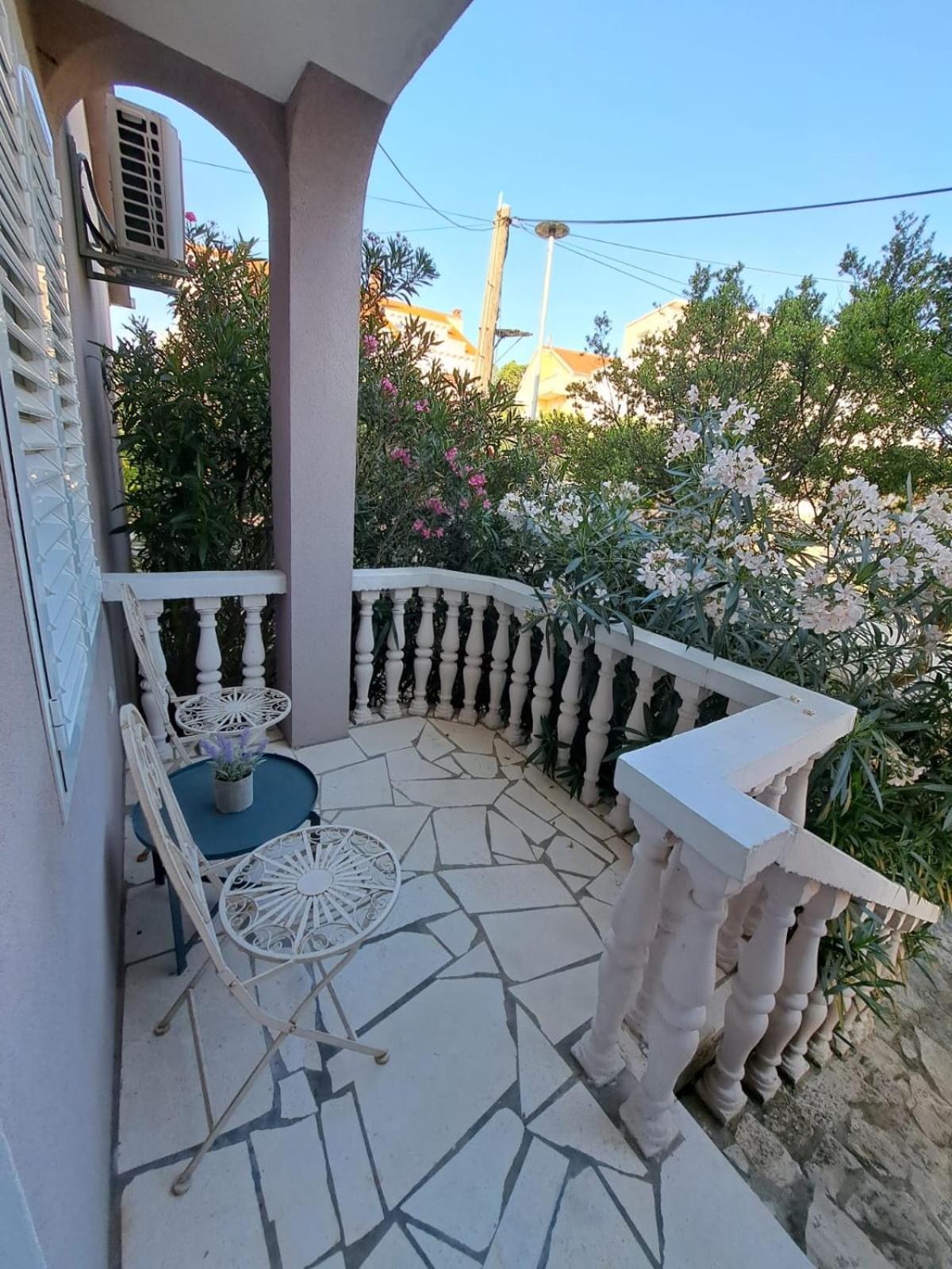 Spacious Apartment Amaros Korcula Town Exterior photo